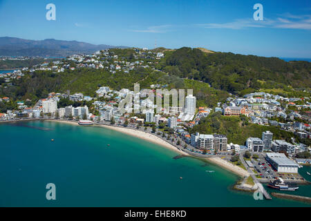 Oriental Bay, et Mt Victoria, Wellington, Île du Nord, Nouvelle-Zélande - vue aérienne Banque D'Images