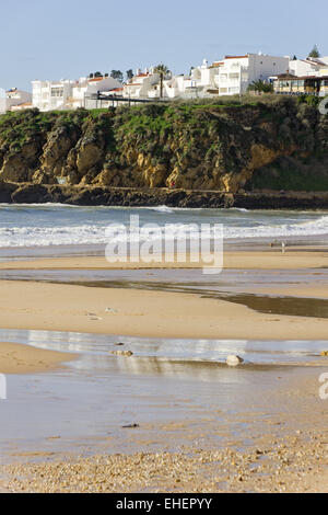 Plage de Albufeira Banque D'Images