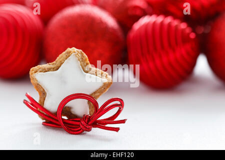 Star-shaped Christmas Biscuit à la cannelle Banque D'Images