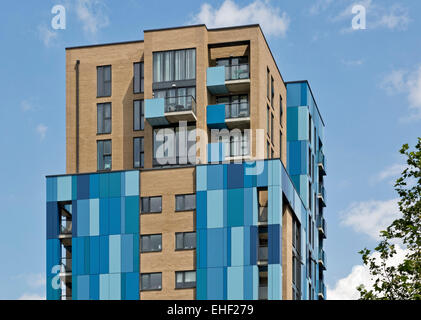 Détail de la tour. Central Park Apartments, Lewisham., Londres, Royaume-Uni. Architecte : bptw partenariat, 2014. Banque D'Images