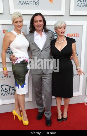 Sydney, Australie. 12 mars 2015. L'ASTRA Prix reconnaissent les meilleurs dans la télévision par abonnement. Les célébrités sont arrivés sur le tapis rouge à l'étoile à Sydney, Australie. Sur la photo, c'est de l'histoire, l'autre présentateur Australie Neil Oliver. Crédit : Richard Milnes/Alamy Live News Banque D'Images