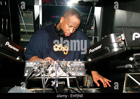 DJ Premier DJ à Kaberet à Londres. Banque D'Images