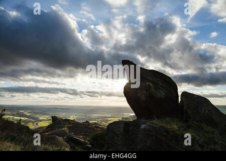 Le doigt de la pierre, les roches, près de Leek Ramshaw, parc national de Peak District, Staffordshire, Angleterre Banque D'Images