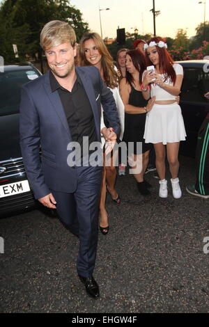 TV Choice Awards s'est tenue au London Hilton Park Lane - l'extérieur des arrivées avec Westlife : où : London, Royaume-Uni Quand : 08 mai 2014 Banque D'Images