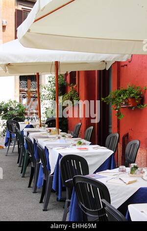 Restaurant typique à Rome Banque D'Images