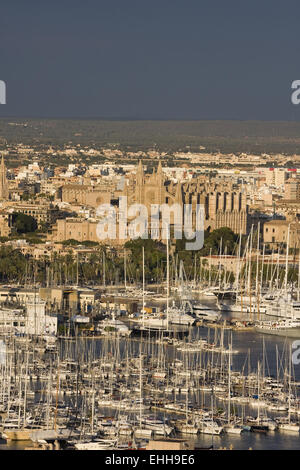 Port et cathédrale de Palma de Majorque , S, Banque D'Images