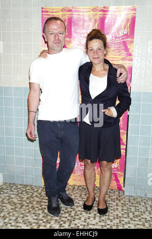 Soirée d'ouverture de 'dry' à la terre ici Arts Centre comprend : Stephen Elliott,Lili Taylor Où : New York City, New York, United States Quand : 08 mai 2014 Banque D'Images