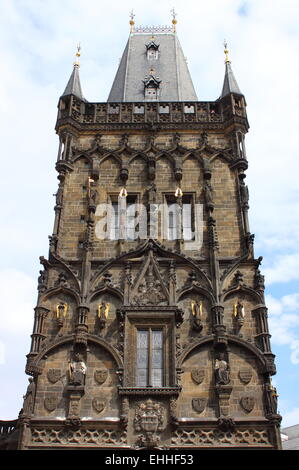 La tour Poudrière de Prague Banque D'Images