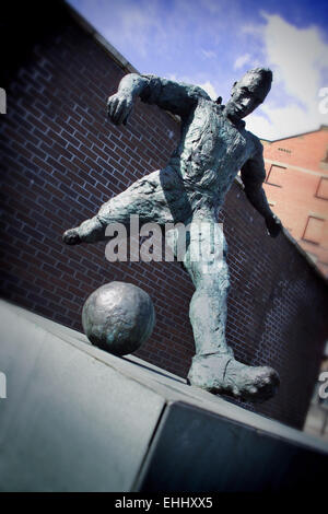 'Wor Jackie' Sculpture de Jackie Milburn footballeur Banque D'Images