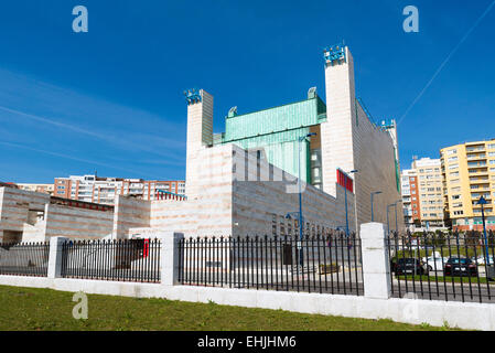 SANTANDER, ESPAGNE - 10 mars 2015 : Le nouveau palais du festival dans la ville de Santander, Cantabria, ESPAGNE Banque D'Images