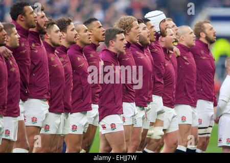 London, UK. 14Th Mar, 2015. 6 Nations Championnat International de Rubgy. L'Angleterre contre l'Ecosse. L'équipe de l'Angleterre pendant l'hymne national. Credit : Action Plus Sport/Alamy Live News Banque D'Images