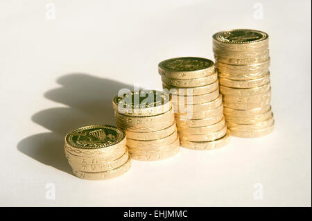 L'argent sterling pound coins uk angleterre enregistrer des économies de l'inflation l'économie économie Banque D'Images