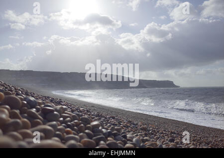 Pierres sur la plage de Portland, dans le Dorset England UK Banque D'Images