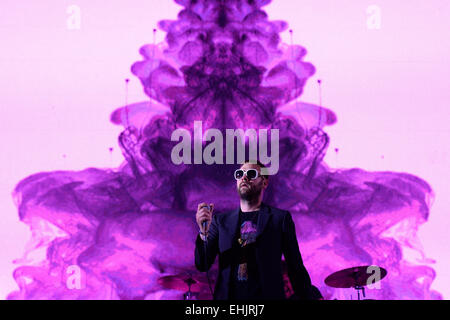 BENICASSIM, ESPAGNE - 18 juillet : Kasabian (rock band) effectue au Festival le 18 juillet 2014 à Benicassim, Espagne. Banque D'Images