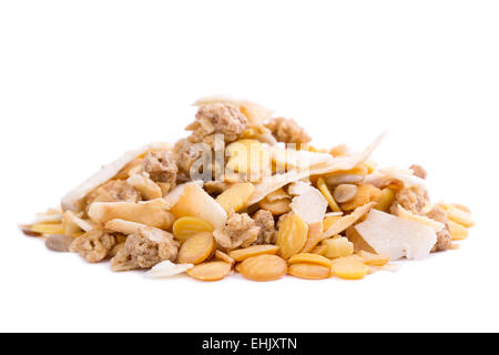 Biologiques et sains bas carb céréales muesli sur fond blanc. Banque D'Images