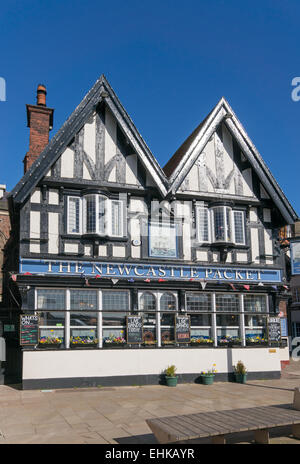 Le paquet de Newcastle Inn, Scarborough, North Yorkshire, UK Banque D'Images