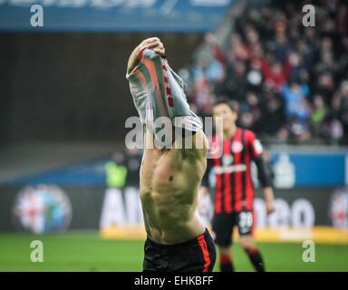 Francfort, Allemagne. 14Th Mar, 2015. Nelson Valdez de Francfort célèbre lors de la match de football Bundesliga Eintracht Francfort vs SC Paderborn 07 à Francfort, Allemagne, 14 mars 2015. Photo : Frank Rumpenhorst/dpa/Alamy Live News Banque D'Images