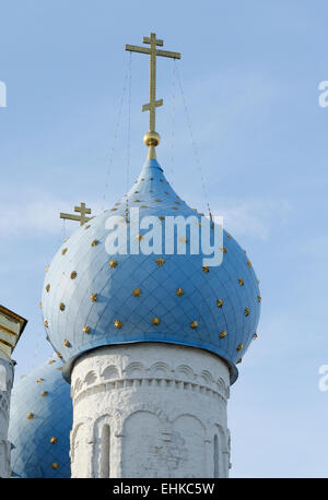 Dômes oignon bleu sur la cathédrale de l'Annonciation à Kremlin de Kazan, Tatarstan, Russie Banque D'Images