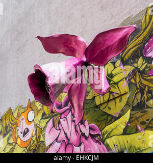 Berlin Street Art et Graffiti, giant rose 3 fleur d'art mural urbain floral coloré, Maybachufer, Berlin Banque D'Images