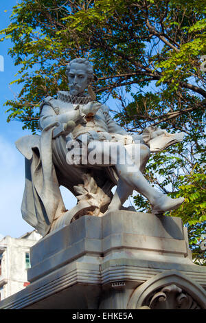 Statue de Miguel de Cervantes Saavedra (XIXE s.), La Havane, Cuba Banque D'Images