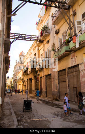 Les bâtiments en ruine, la vieille Havane, Cuba Banque D'Images