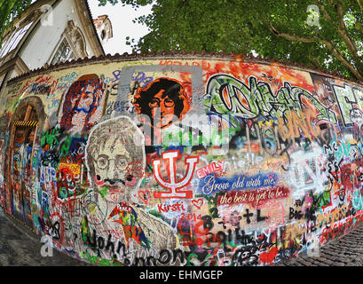 John Lennon Wall à Prague Banque D'Images