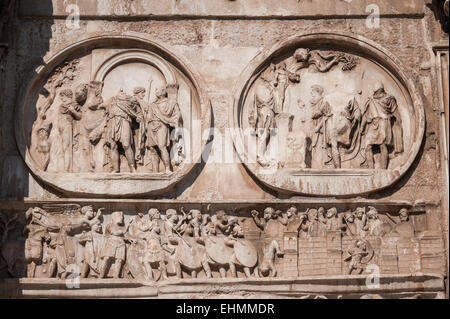 Détail sur l'Arc de Constantin, Rome, Latium, Italie. Banque D'Images