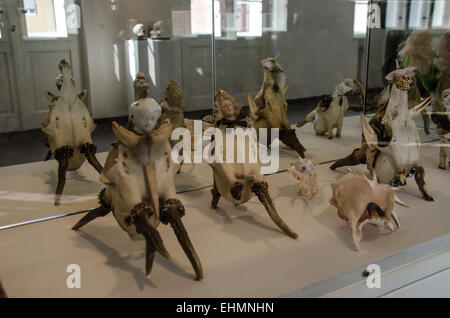 Daniel Spoerri Marktoberdorf Künstlerhaus 85e anniversaire de l'exposition 'Jäger und Gejagte' - 'Les chasseurs et chassé' Banque D'Images