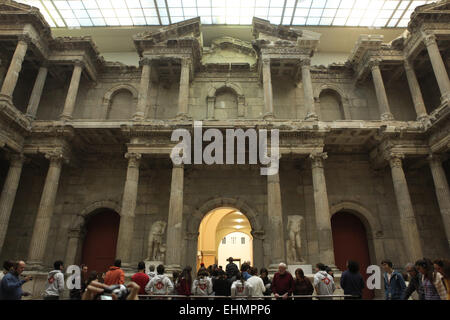 Porte du marché de Milet. Porte romaine du iie siècle apr. Musée de Pergame, Berlin, Allemagne. Banque D'Images
