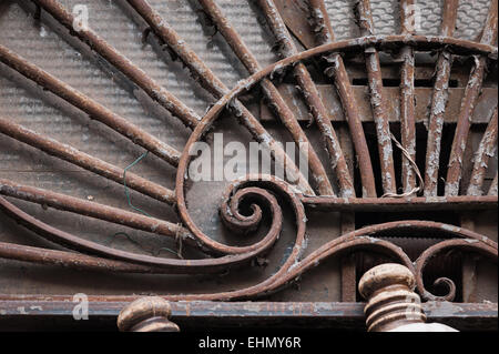 Détail de porte, Piazza di Santa Maria, Trastevere, Rome, Latium, Italie. Banque D'Images