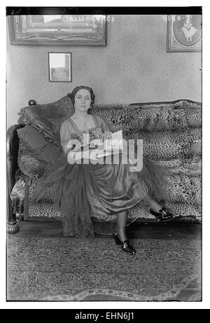 Galli-Curci était une chanteuse d'opéra italienne, réputée pour sa voix de soprano et ses compétences techniques. Elle se produit dans les plus grands opéras du monde entier, devenant l'une des sopranos les plus célèbres du début du XXe siècle. Banque D'Images