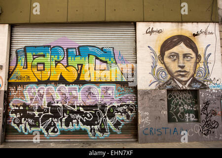 L'ARGENTINE, Buenos Aires, Almagro, Hipolito Yrigoyen, graffiti sur mur de la maison Banque D'Images