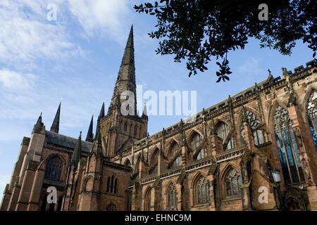 La Cathédrale de Lichfield, dans le Staffordshire, Angleterre, Royaume-Uni. Banque D'Images