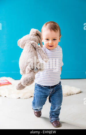 18 mois bébé garçon. Banque D'Images