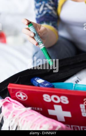 Anapen ®, auto-injecteur d'épinéphrine, un traitement d'urgence en cas ...