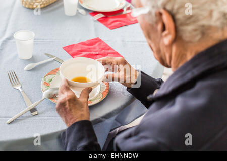Accueil résidentiel pour la maladie d'Alzheimer personne âgée. Banque D'Images