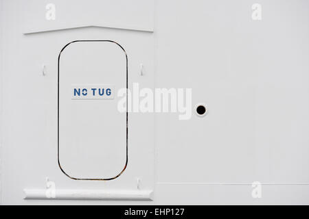 Porte bateau avec des inscriptions Banque D'Images