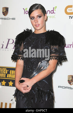 La salle de presse au 19e Congrès annuel Critics' Choice Movie Awards au Barker Hangar sur 16 janvier 2014 à Santa Monica, en Californie. Adele Exarchopoulos' : où : Los Angeles, California, United States Quand : 16 Jan 2014 Banque D'Images