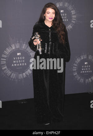 La salle de presse au 2014 MTV Video Music Awards au Forum le 24 août 2014 à Los Angeles, Californie comprend : Lorde Où : Los Angeles, California, United States Quand : 24 août 2014 Banque D'Images