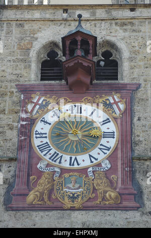 horloge sur la tour Banque D'Images