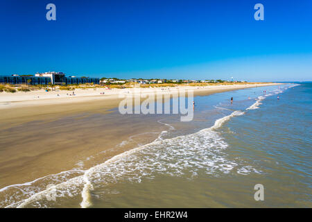 Vue de la plage de la jetée de pêche à Tybee Island, en Géorgie. Banque D'Images