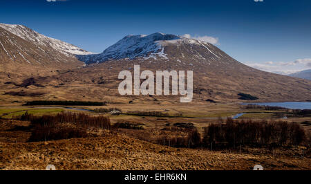 En regardant vers Pont de Orchy du Loch Tulla viewpoint, Argyll and Bute, Ecosse Banque D'Images