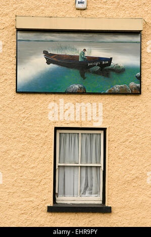 Pignon de Pub. Portuma sur Lough Derg, comté de Galway, Irlande Banque D'Images