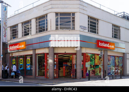 Une succursale de la chaîne de supermarchés d'aliments surgelés Islande Peckham, dans le sud de Londres. Banque D'Images