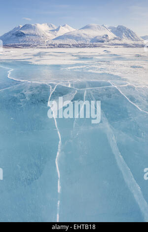 Lake Akkajaure avec Mont Akka, Laponie, Suède Banque D'Images