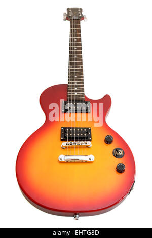 Barcelone, Espagne - Oct 7, 2014 : Guitare electrique Epiphone Les Paul Special II Heritage Cherry sunburst, en couleur. Banque D'Images