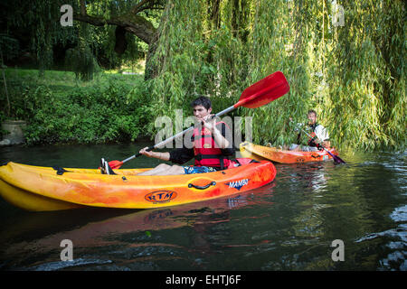 Le canoë-kayak dans l'EURE (27), FRANCE Banque D'Images