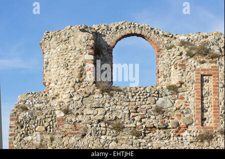 Une partie des ruines à Greyfriars à Suffolk, UK Banque D'Images