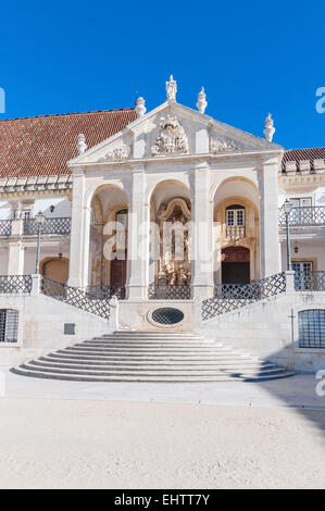 Decorative entrée de l'Université de Coimbra au Portugal Banque D'Images