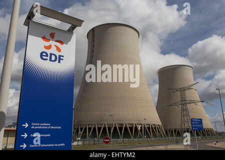 ILLUSTRATION DE L'ÉNERGIE NUCLÉAIRE, centrale nucléaire de Nogent-SUR-SEINE, Aube (10), Champagne-ardenne, FRANCE Banque D'Images